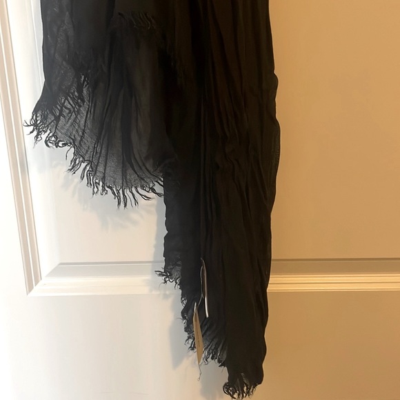 Never worn sheer black shawl - Picture 4 of 6
